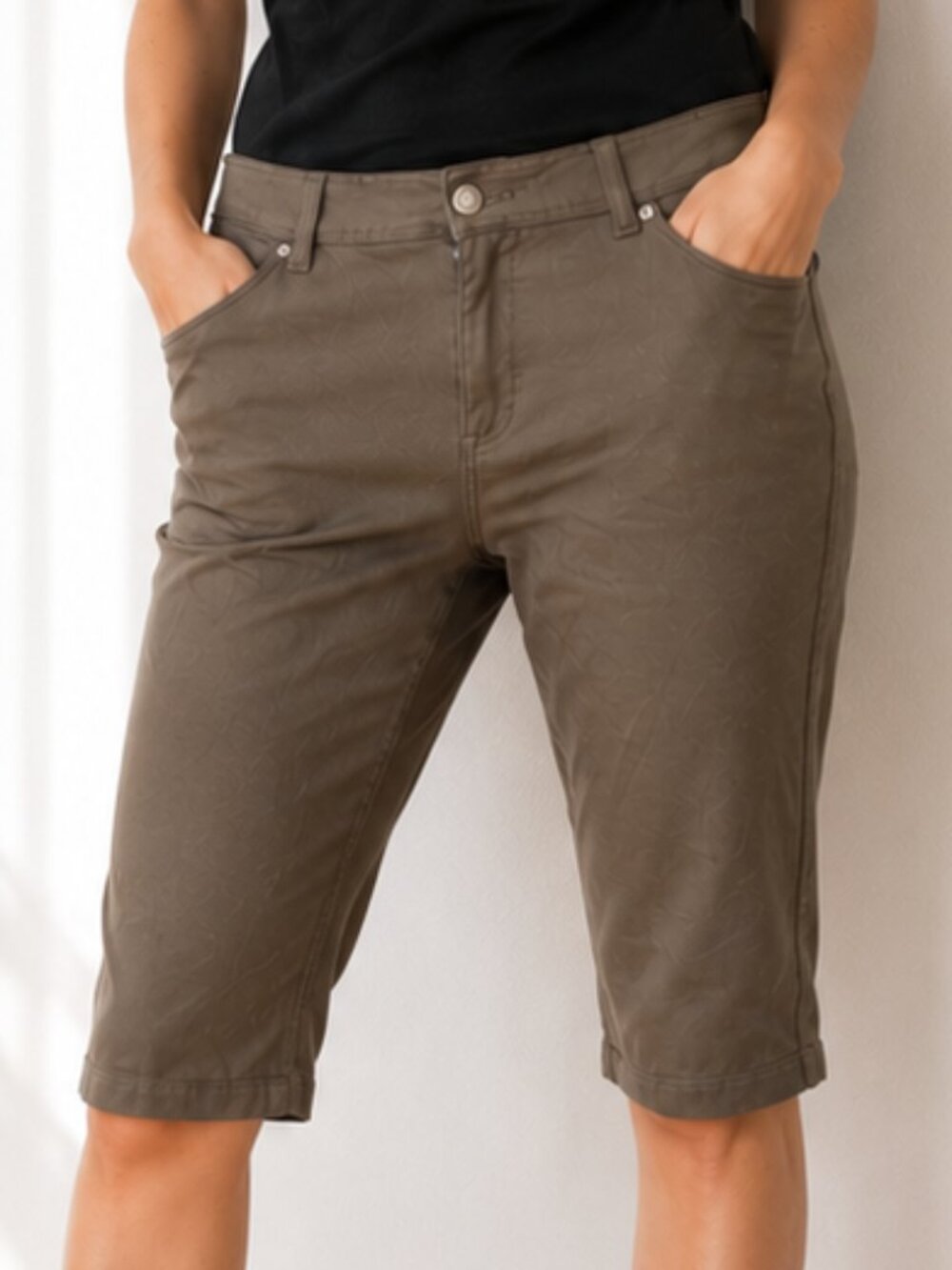 Suko Jeans Size 12 Trousers Lounge Khaki Pants Ankle Stretch Olive Green EUC